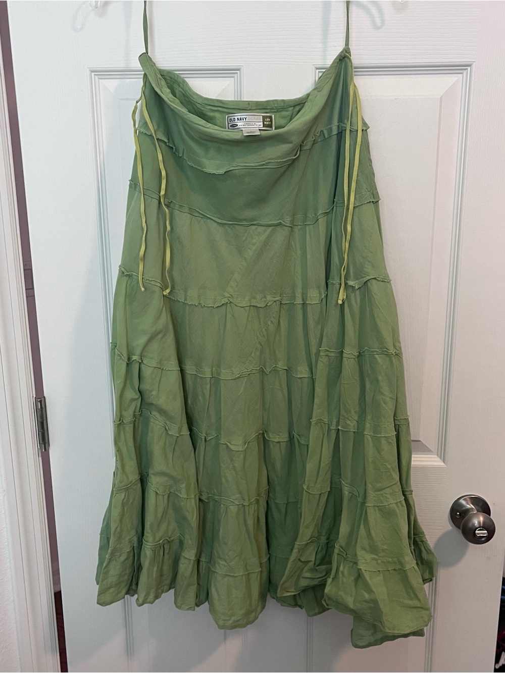 Old Navy Light Green Maxi Layered Skirt Size 6 Women’s 2005